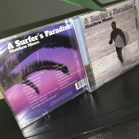 Matthew Tufts Moore A Surfers Paradise Album - Picture 1 of 1